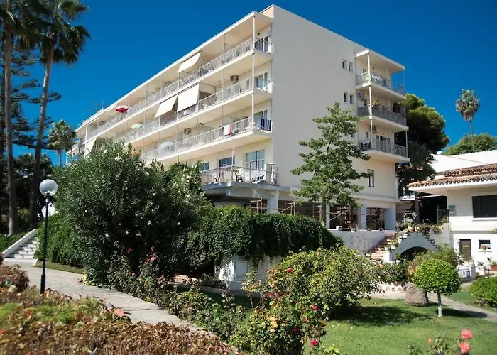 Carihuela Palace * Torremolinos